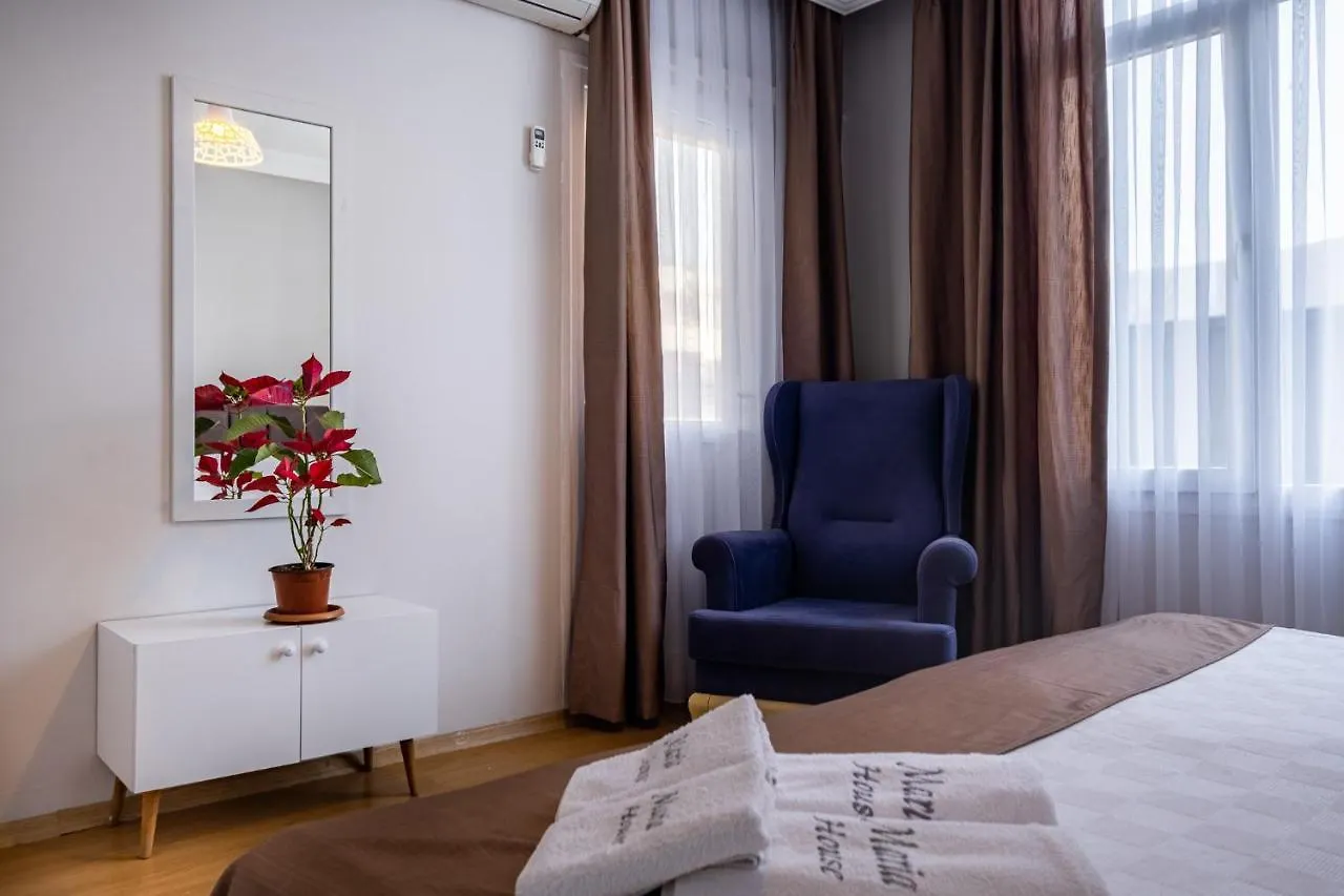 Maria House Apartment Antalya