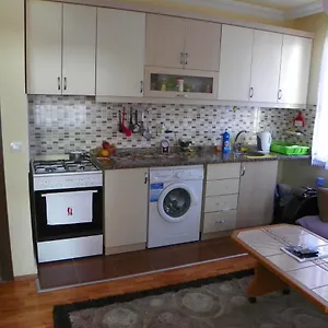 4 Persons Flat House - Cheap Homestay Sleeping Place Апартаменты